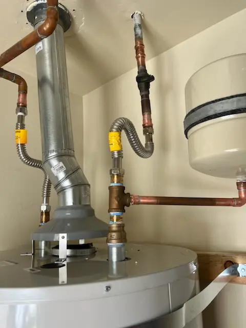 Water heater installation and plumbing repair in Southeast Mill Creek